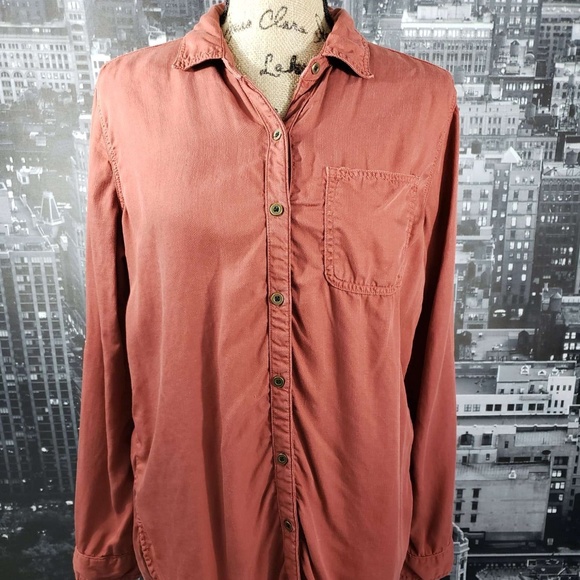 Maroon Button Down Ladies Medium - Picture 1 of 6